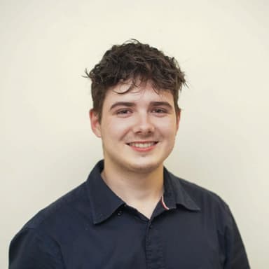 Oliver Nicholson